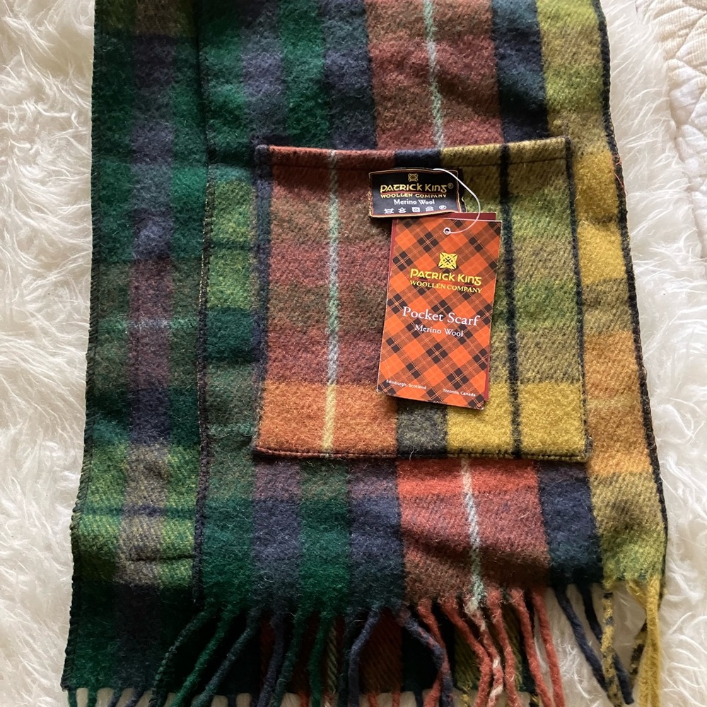 Scottish Tartan Patrick King Merino Wool Scarf with Pockets – NWT